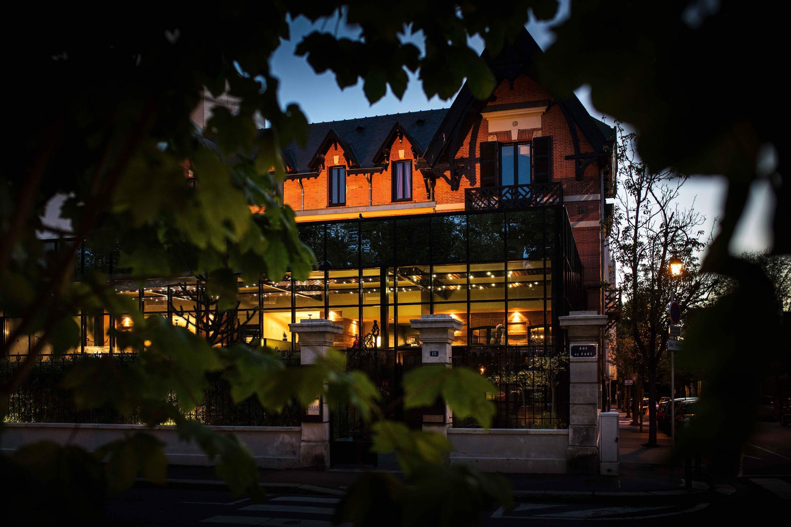 Vue Extérieur, Restaurant Hotel Vichy, Allier en Auvergne