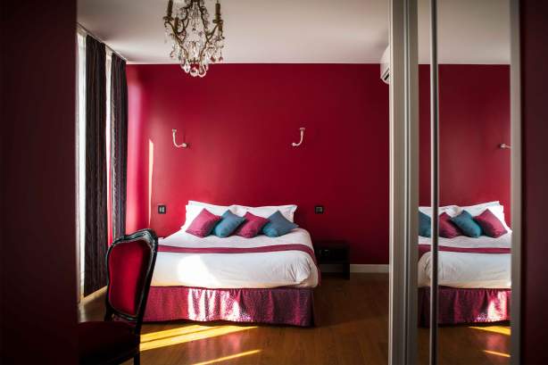 Red room