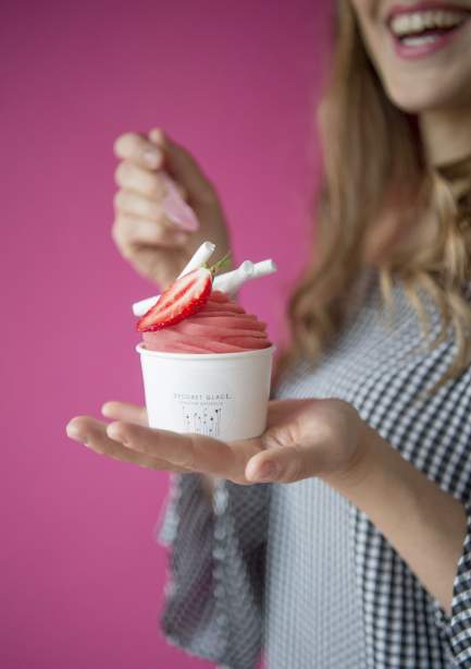 Glace Fraise Meringue