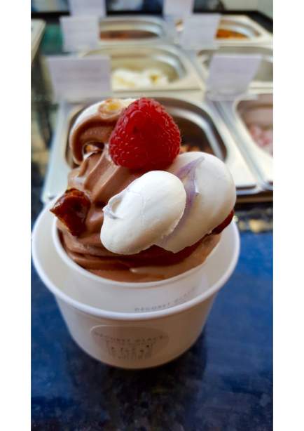 Ice-cream & toppings