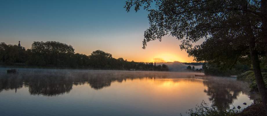 Sunset by the Allier river