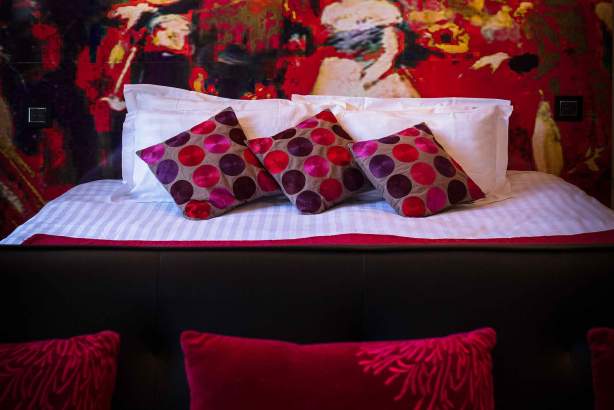 Oreillers chambre orange