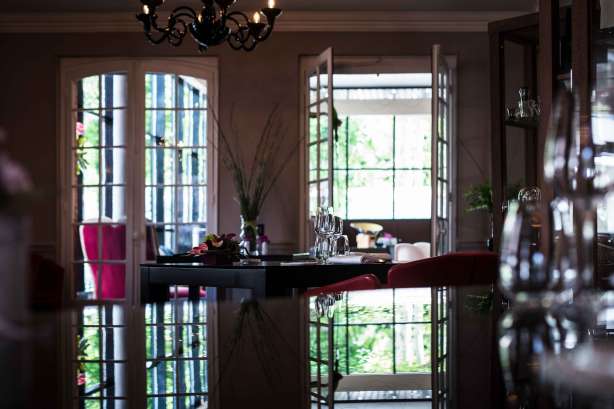 Restaurant dining room