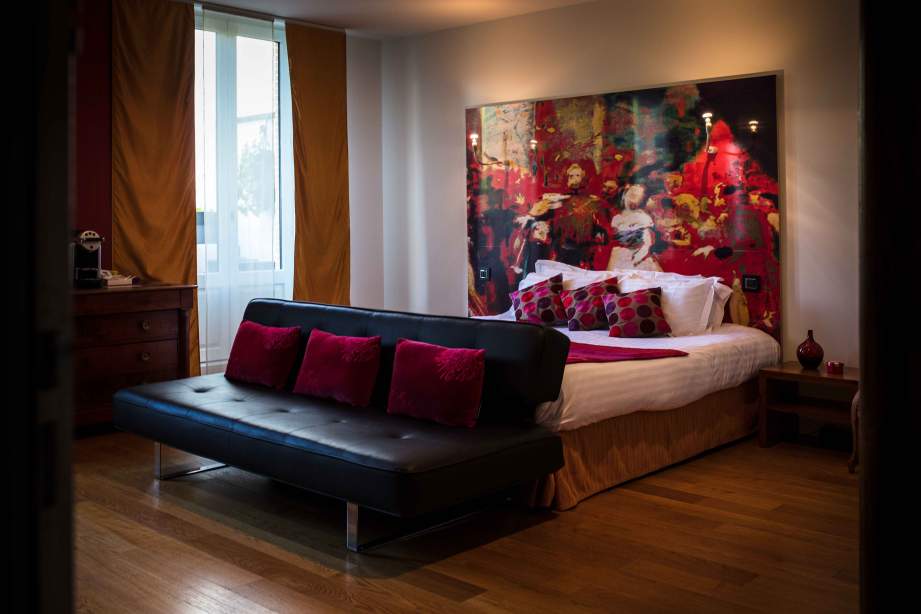 Red room